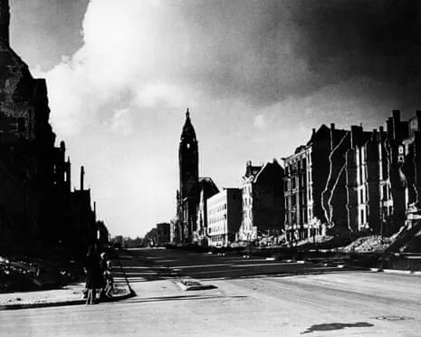 The Betrayal Circle: An Engrossing Story of German Resistance